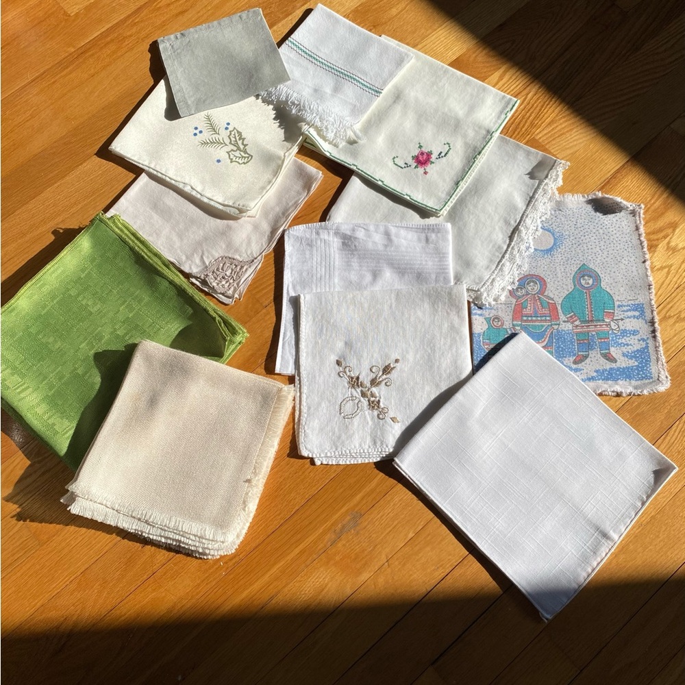 Elegant Assorted Linen Napkins Set